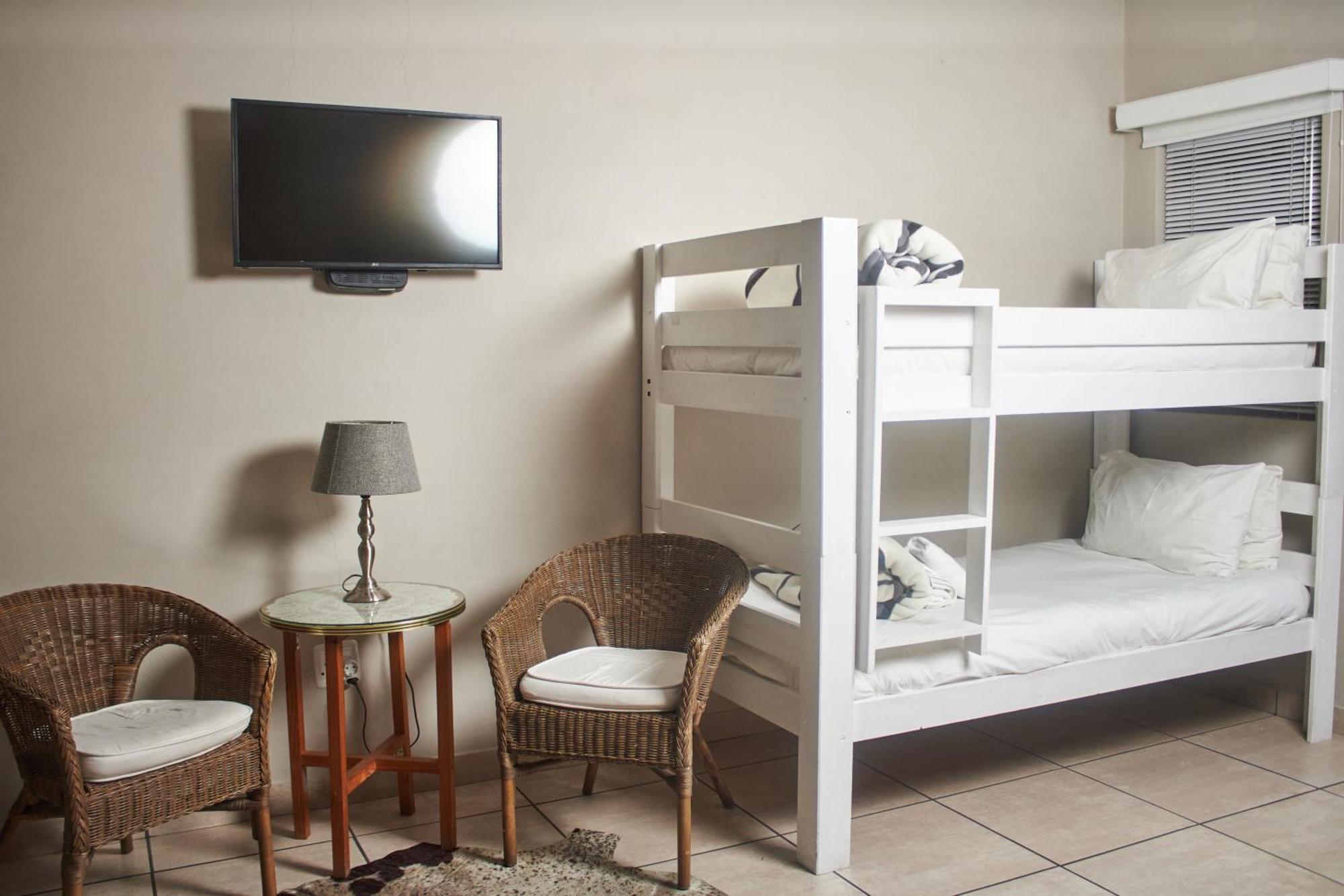 De Akker Guest House Oudtshoorn Dış mekan fotoğraf